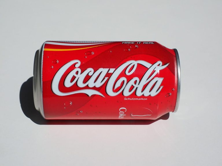 can, cola can, cola-592367.jpg